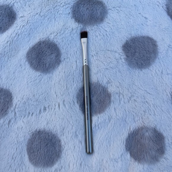 Sephora Concealer Brush - Picture 2 of 4